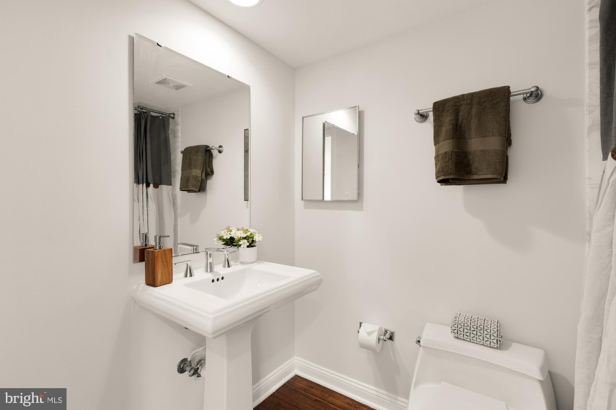 1406 Corcoran Street Northwest, Unit C Washington, DC 20009 - Photo 25 of 32