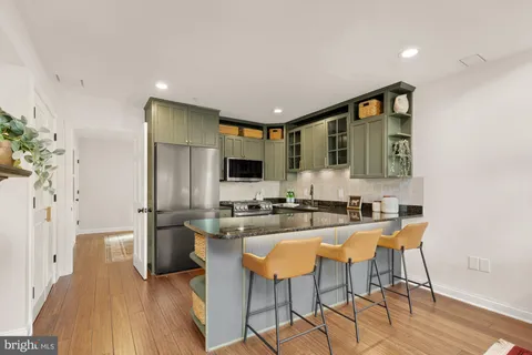 $1,075,000 | 1406 Corcoran Street Northwest, Unit C, Washington, DC 20009