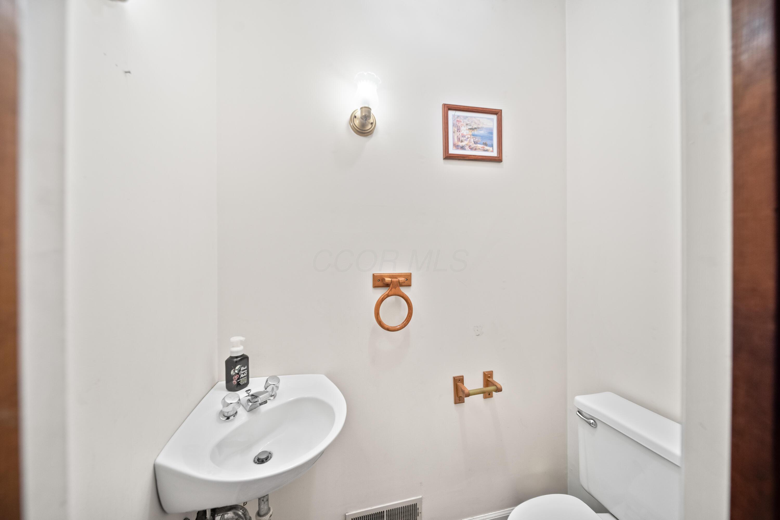 9948 State Rte 682 Athens, OH 45701 - Photo 14 of 33 Loft Half Bath