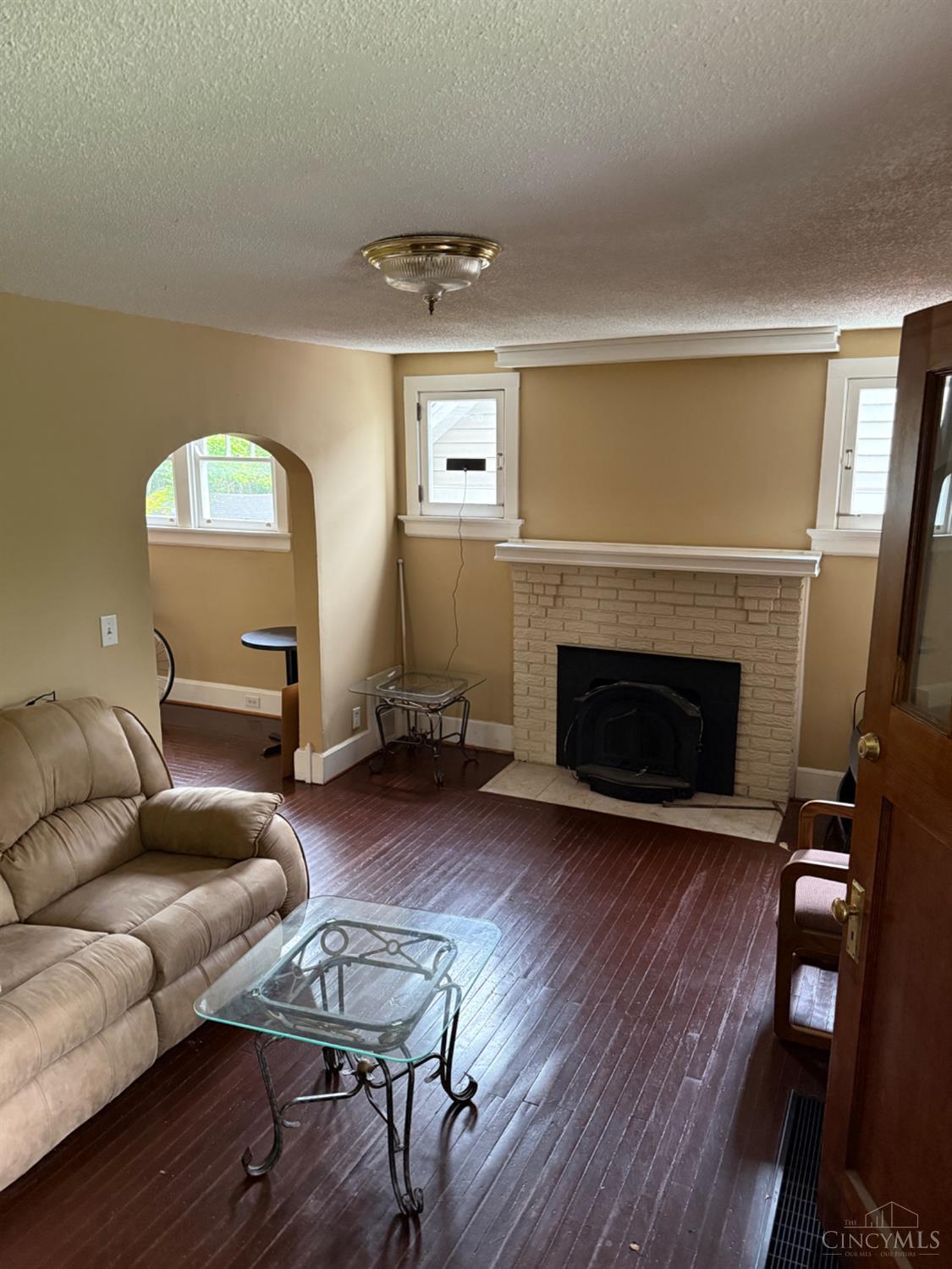 1209 Groesbeck Road Cincinnati, OH 45224 - Photo 2 of 12 Gallery Image 2