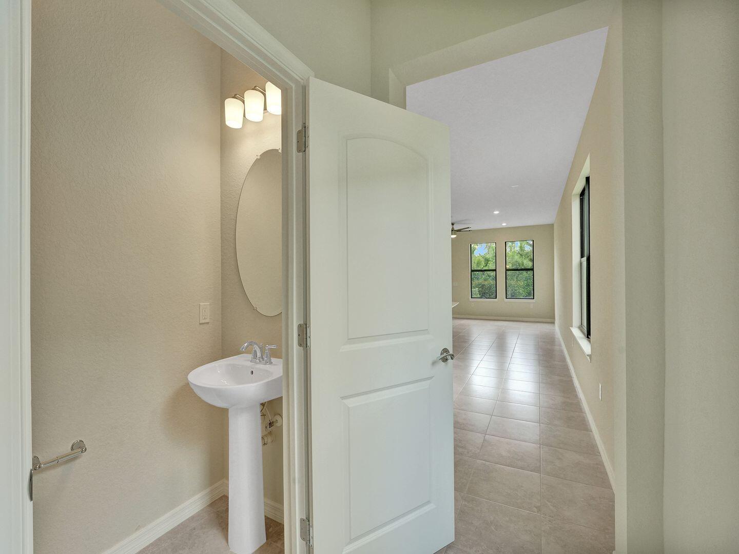 4825 Chantilly Road Lake Worth, FL 33467 - Photo 10 of 23 10