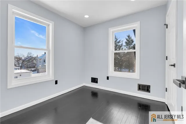 $675,000 | 42 Dane Street, Sayreville, NJ 08872