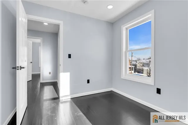 $675,000 | 42 Dane Street, Sayreville, NJ 08872