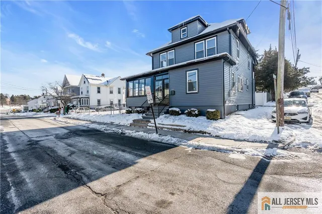 $675,000 | 42 Dane Street, Sayreville, NJ 08872