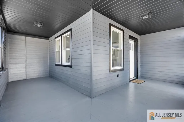 $675,000 | 42 Dane Street, Sayreville, NJ 08872