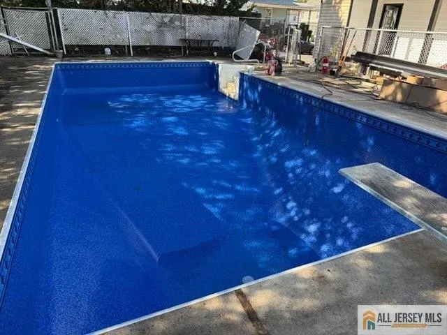 $675,000 | 42 Dane Street, Sayreville, NJ 08872