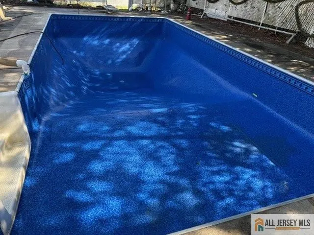 $675,000 | 42 Dane Street, Sayreville, NJ 08872