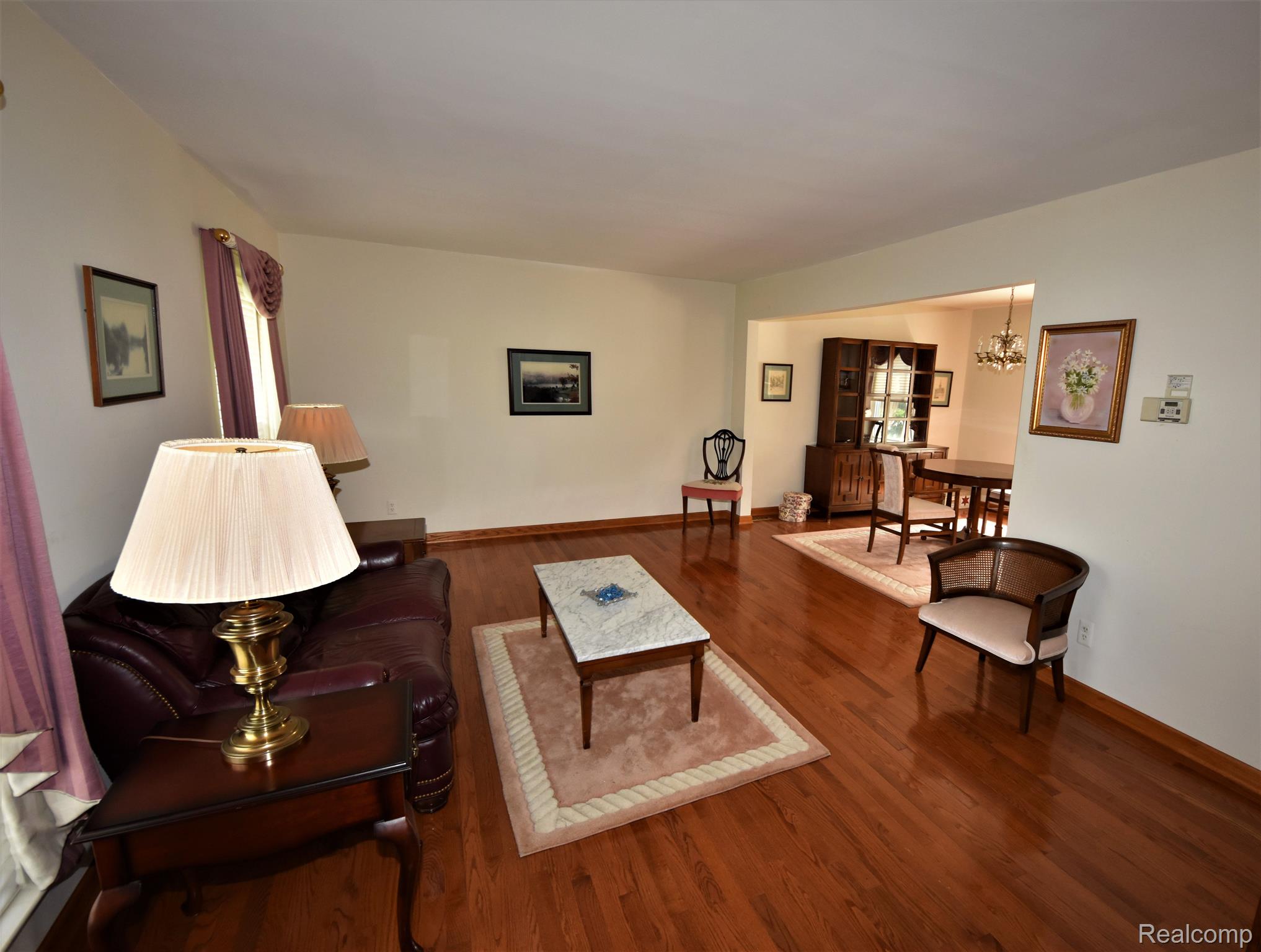 29679 High Valley Road Farmington, MI 48331 - Photo 5 of 31 Living room