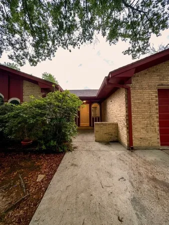$1,650 | 4410 Longhorn Drive, Baytown, TX 77521