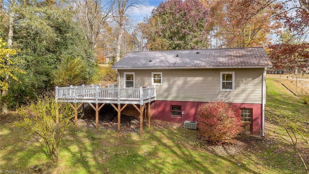 222 Mill Ridge Road North Wilkesboro, NC 28659 - Photo 32 of 43 Gallery Image 32