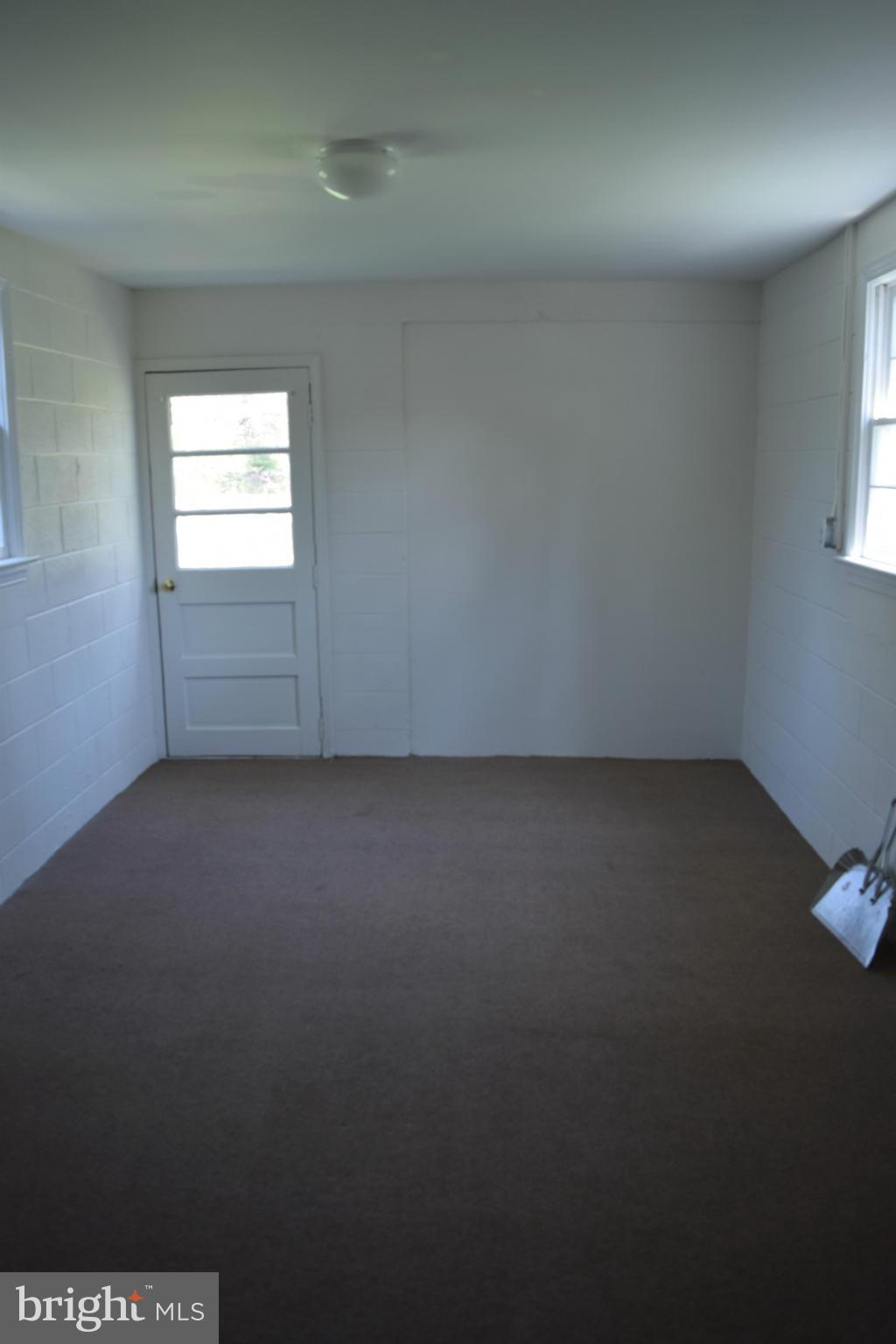 25346 Three Notch Road Hollywood, MD 20636 - Photo 11 of 22 Interior (General)