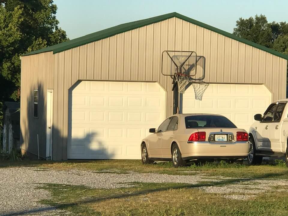 716 S Road Cadiz, KY 42211 - Photo 3 of 18 Gallery Image 3