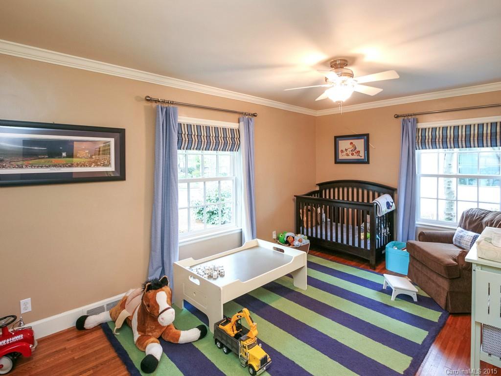 1100 Ardsley Road Charlotte, NC 28207 - Photo 12 of 24 Gallery Image 12