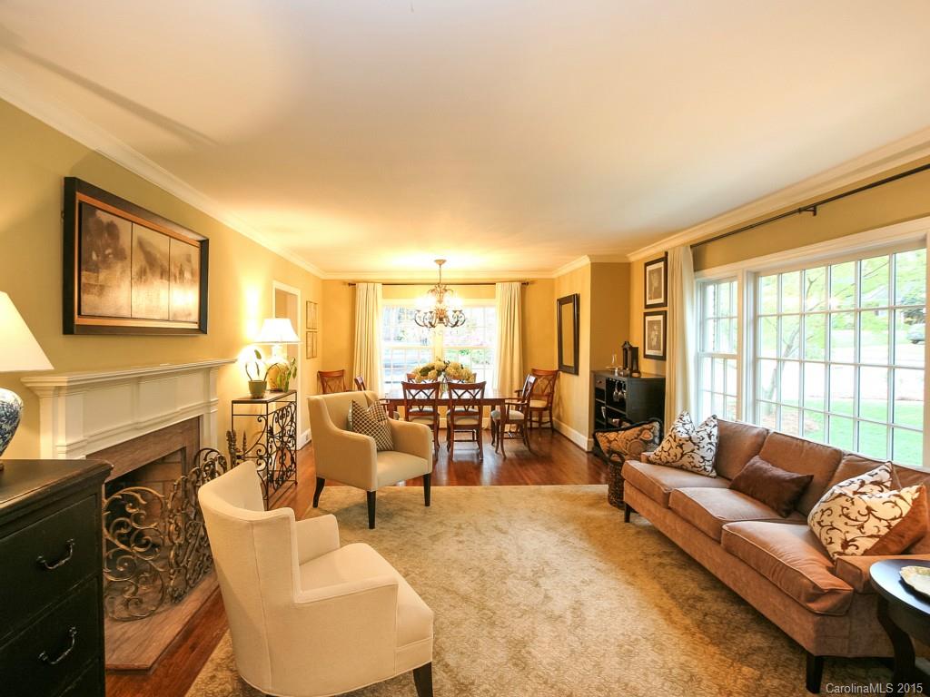 1100 Ardsley Road Charlotte, NC 28207 - Photo 3 of 24 Gallery Image 3