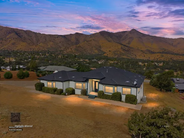 $450,000 | 3233 Denise Drive, Mountain Mesa, CA 93240