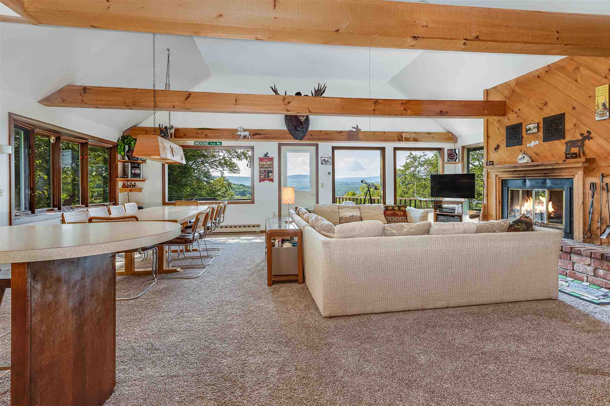 2 Carol Circle Winhall, VT 05340 - Photo 4 of 33