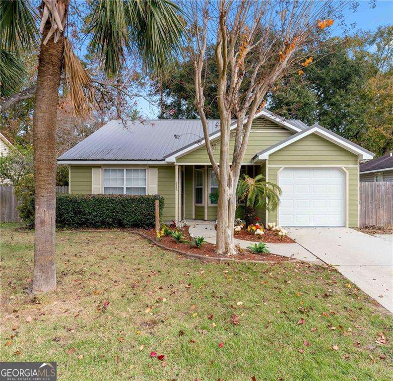 336 Terrapin Trail Brunswick, GA 31525 - Photo 2 of 24 a view of a house with a patio
