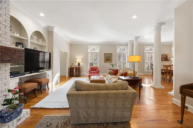 $1,100,000 | 250 Parian Run, Johns Creek, GA 30097