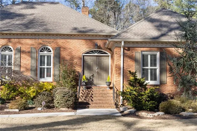 $1,100,000 | 250 Parian Run, Johns Creek, GA 30097