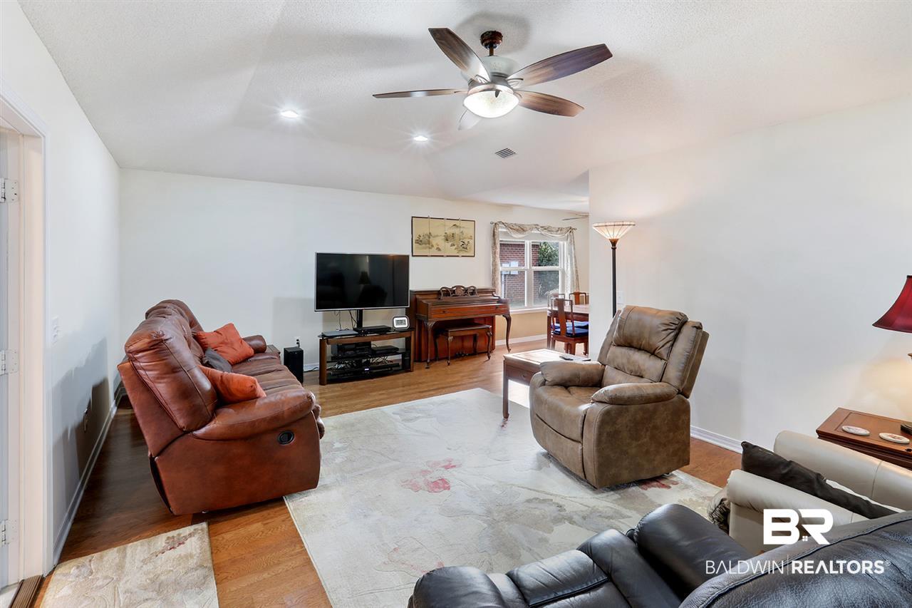 17006 Sugar Loop Foley, AL 36535 - Photo 2 of 22