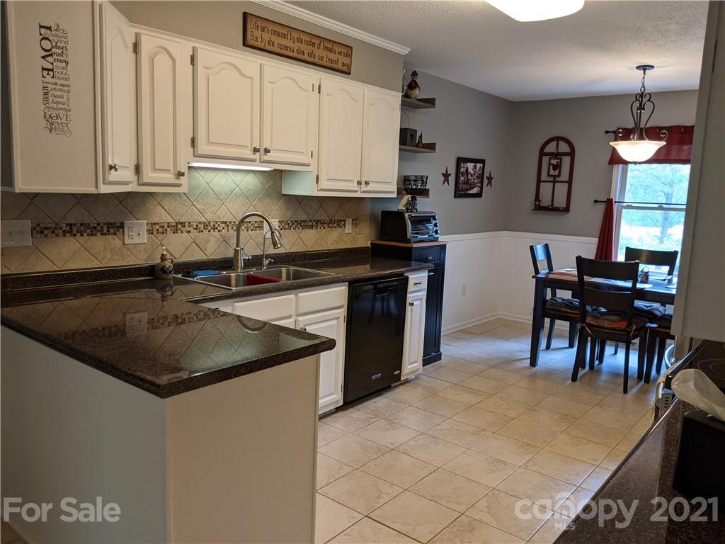 785 Moss Drive Rutherfordton, NC 28139 - Photo 13 of 28 Gallery Image 13