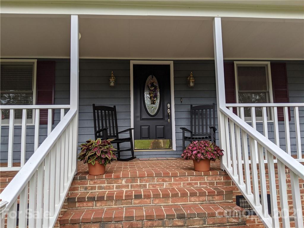 785 Moss Drive Rutherfordton, NC 28139 - Photo 3 of 28 Gallery Image 3