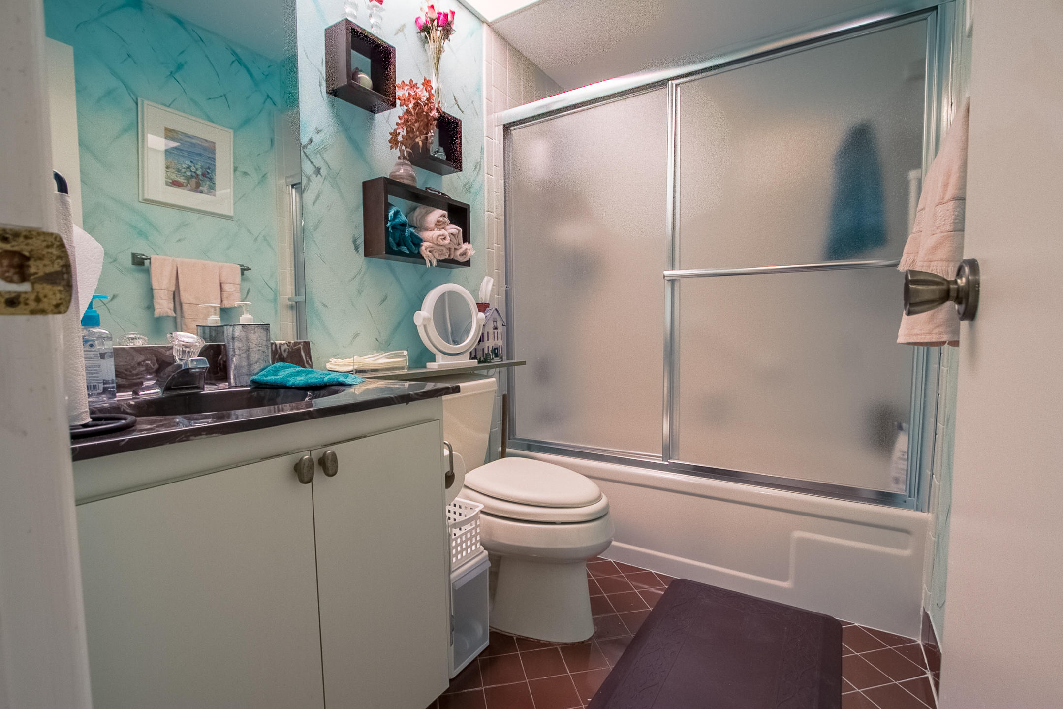 20851 Vía Madeira Boca Raton, FL 33433 - Photo 14 of 32 Bathroom First floor