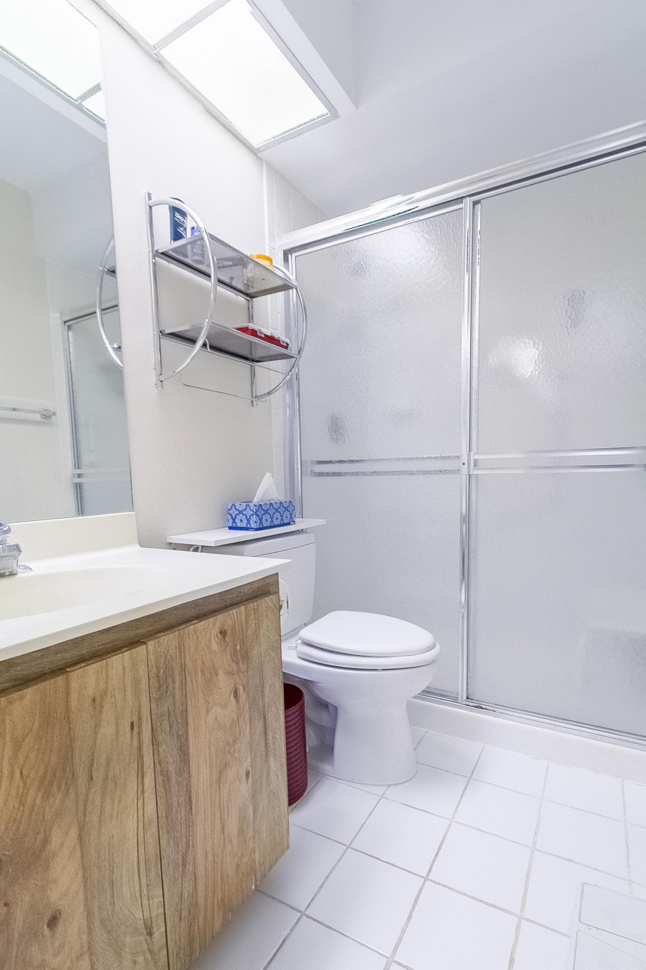 20851 Vía Madeira Boca Raton, FL 33433 - Photo 18 of 32 Bathroom 2
