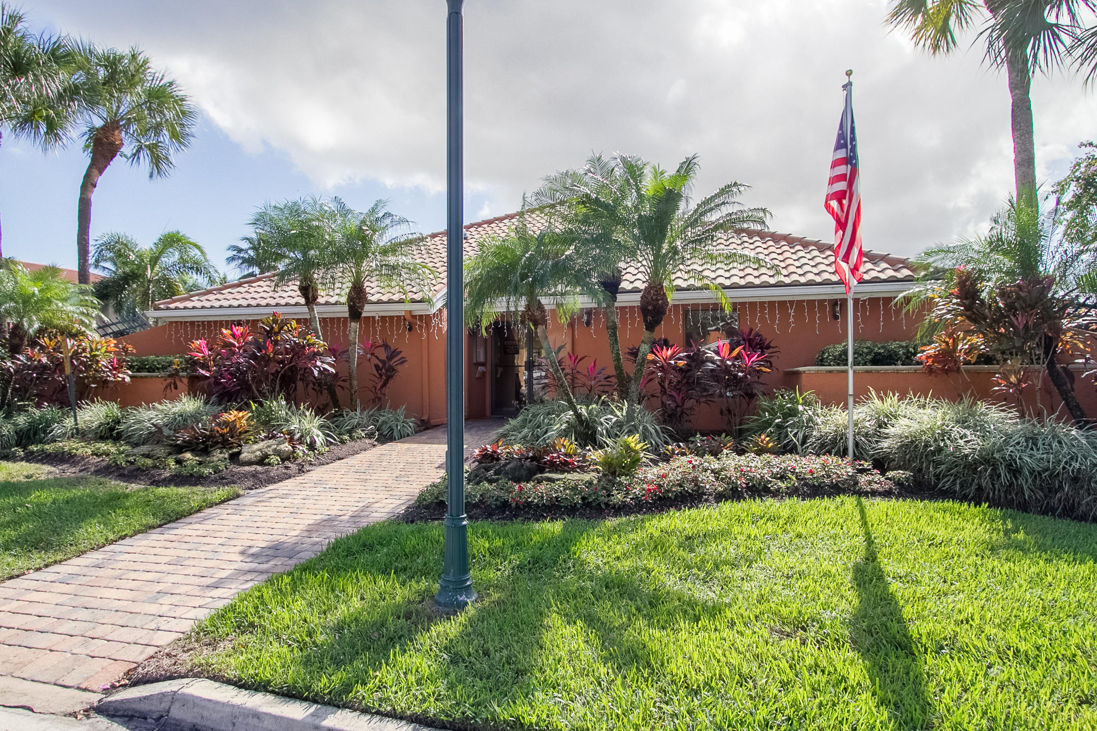 20851 Vía Madeira Boca Raton, FL 33433 - Photo 27 of 32 Estada Clubhouse