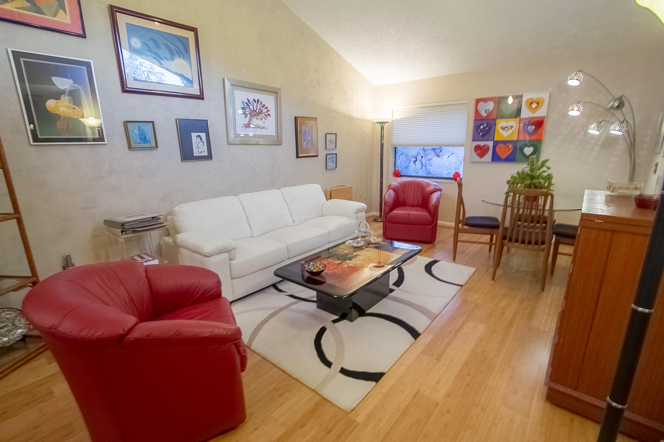 20851 Vía Madeira Boca Raton, FL 33433 - Photo 5 of 32 Living Room