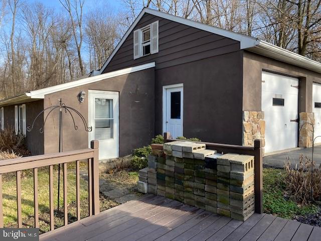 5437 Bossler Road Elizabethtown, PA 17022 - Photo 29 of 35 Garage