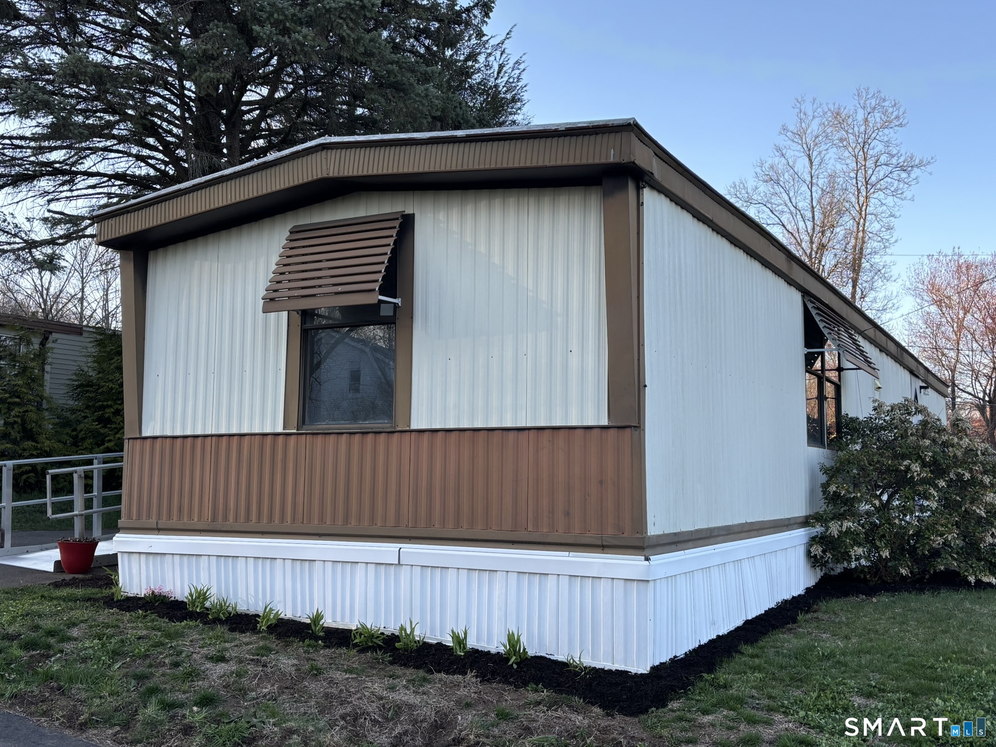 130 Howard Avenue Prospect, CT 06712 - Photo 2 of 34
