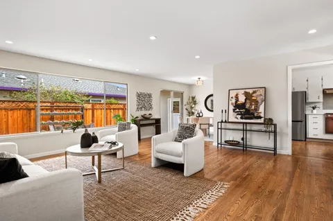 $1,550,000 | 689 Bayport Avenue, San Carlos, CA 94070