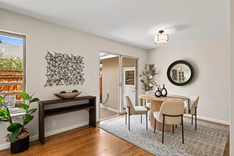 $1,550,000 | 689 Bayport Avenue, San Carlos, CA 94070