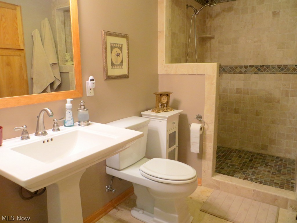 5081 Chillicothe Road Chagrin Falls, OH 44022 - Photo 23 of 25 Gallery Image 23
