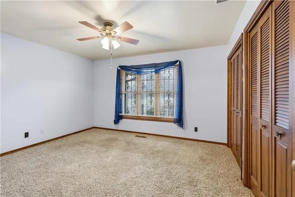 $650,000 | 1055 South 200th Street, Pittsburg, KS 66762