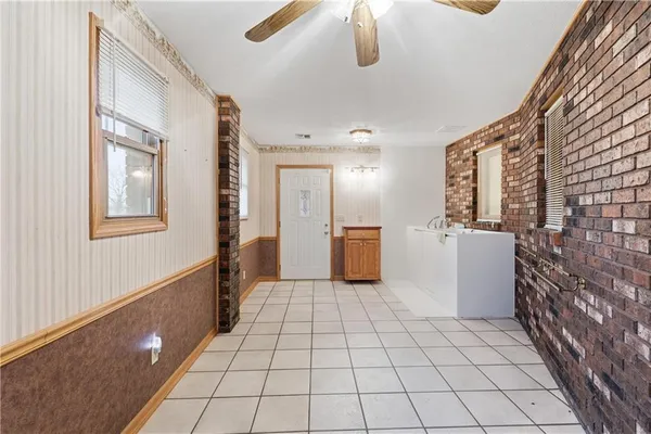 $650,000 | 1055 South 200th Street, Pittsburg, KS 66762