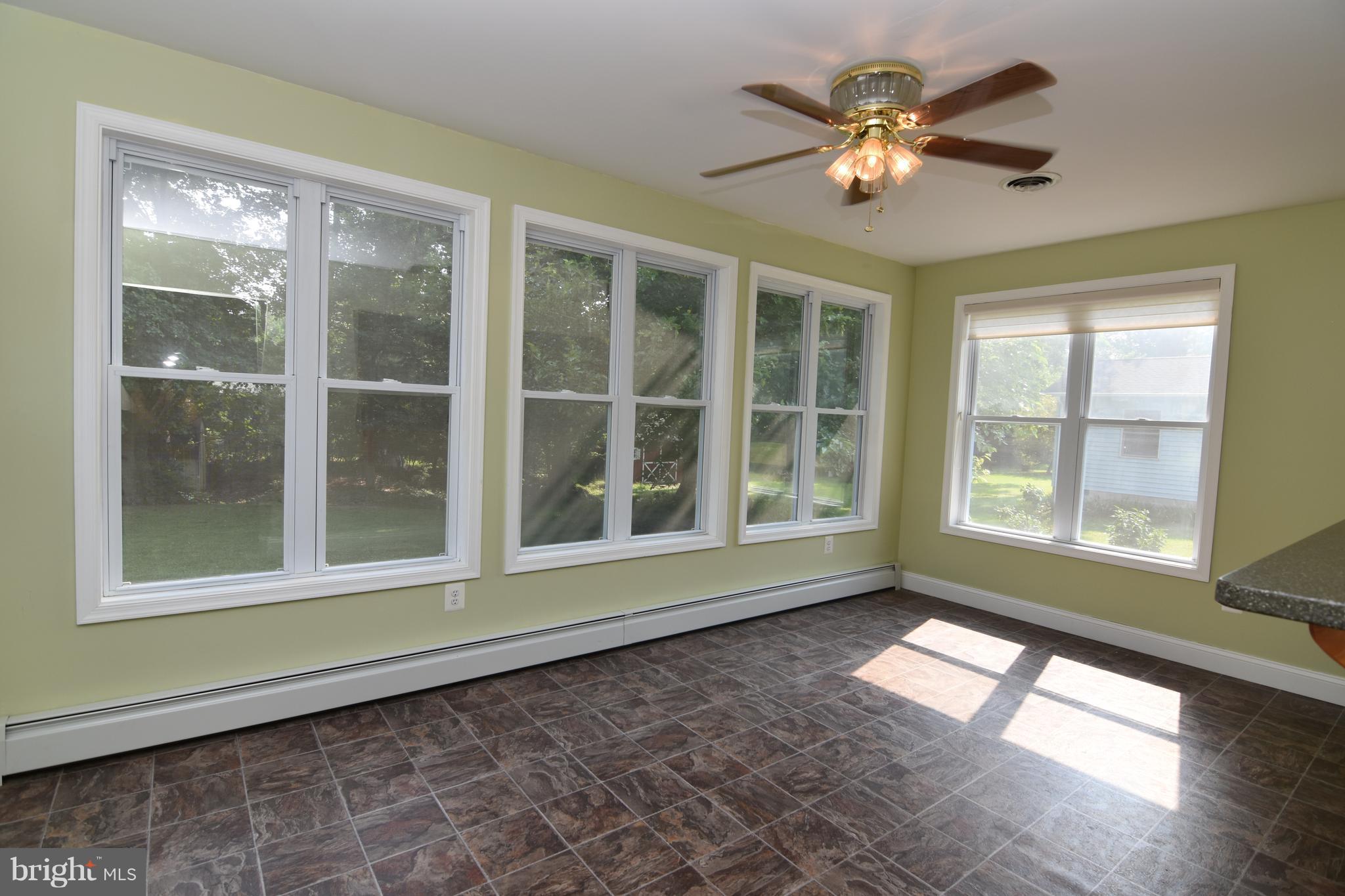 45938 Rolling Road Lexington Park, MD 20653 - Photo 16 of 30 Breakfast room