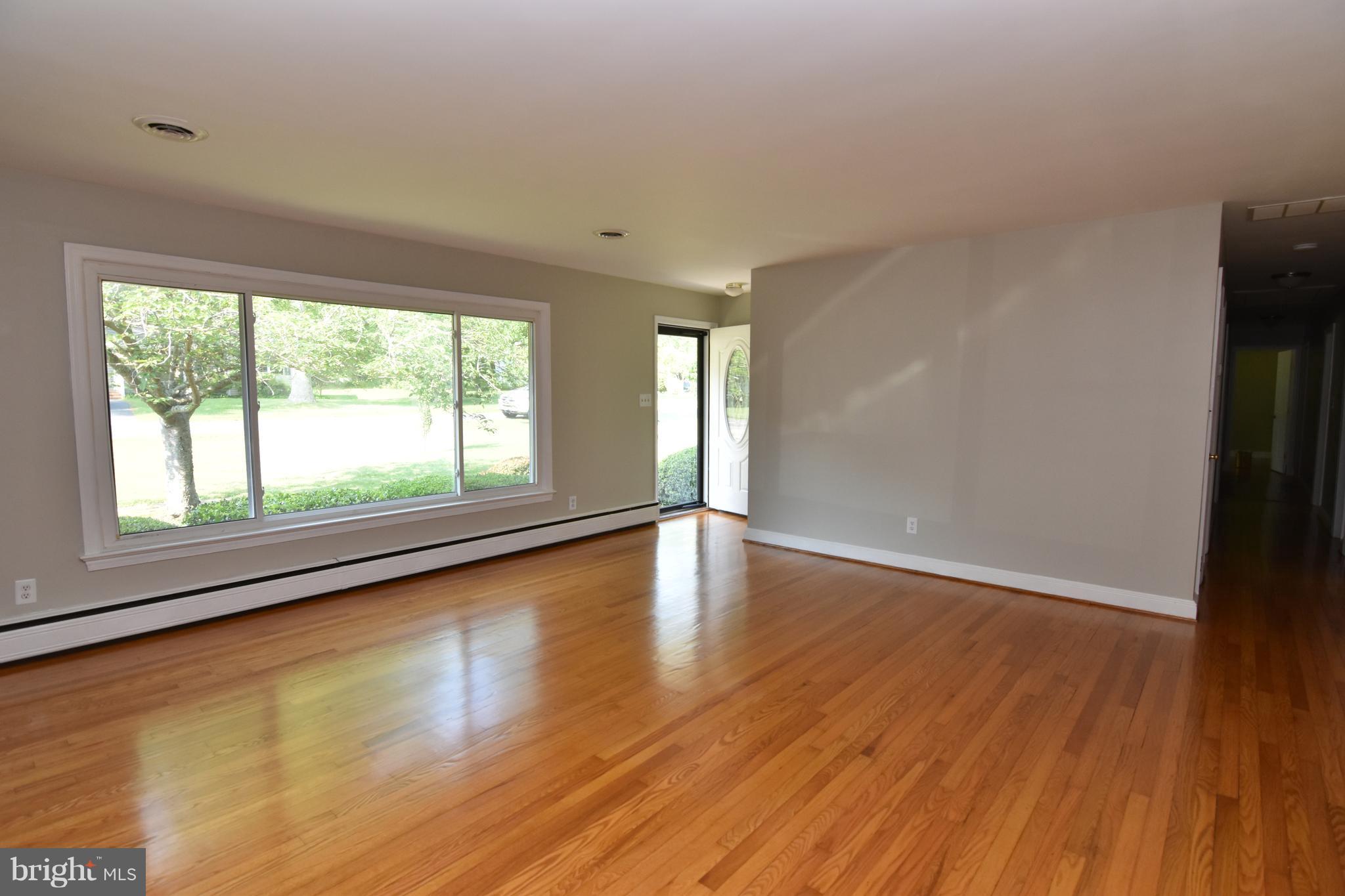 45938 Rolling Road Lexington Park, MD 20653 - Photo 3 of 30 Family Room