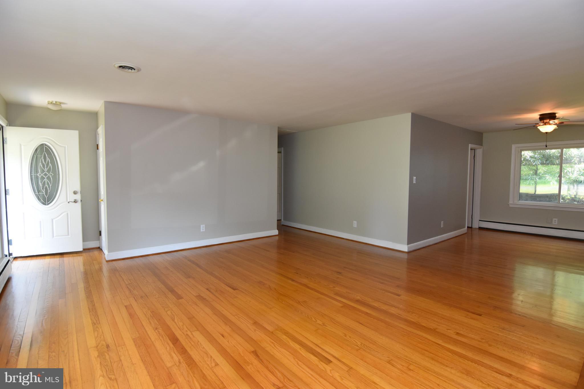 45938 Rolling Road Lexington Park, MD 20653 - Photo 4 of 30 Family Room