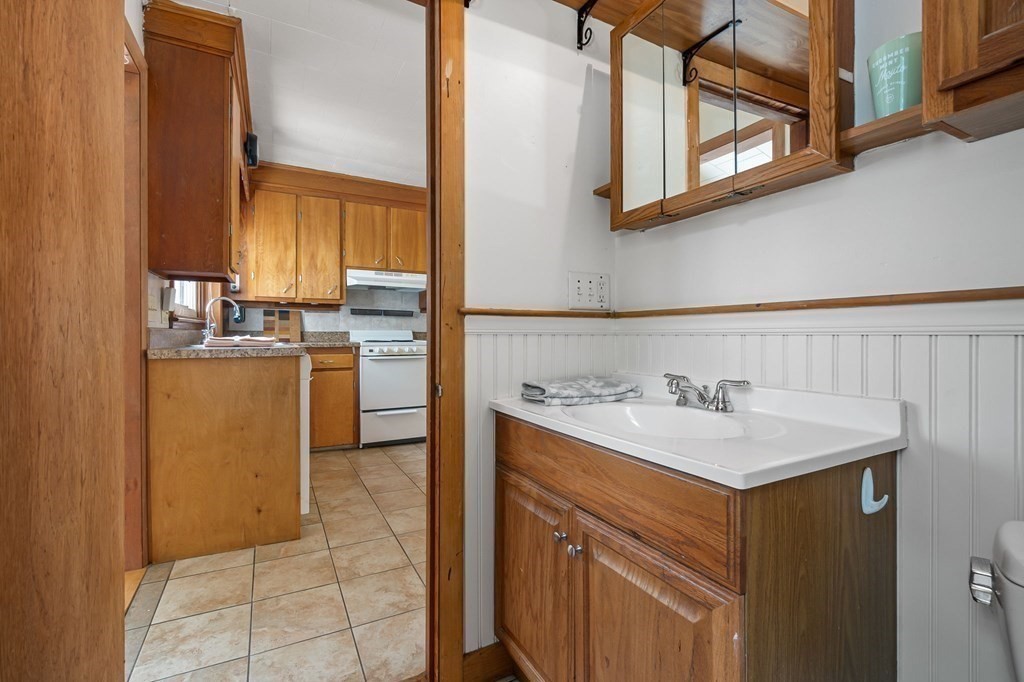 66B Lake Attitash Road Amesbury, MA 01913 - Photo 17 of 37 Gallery Image 17