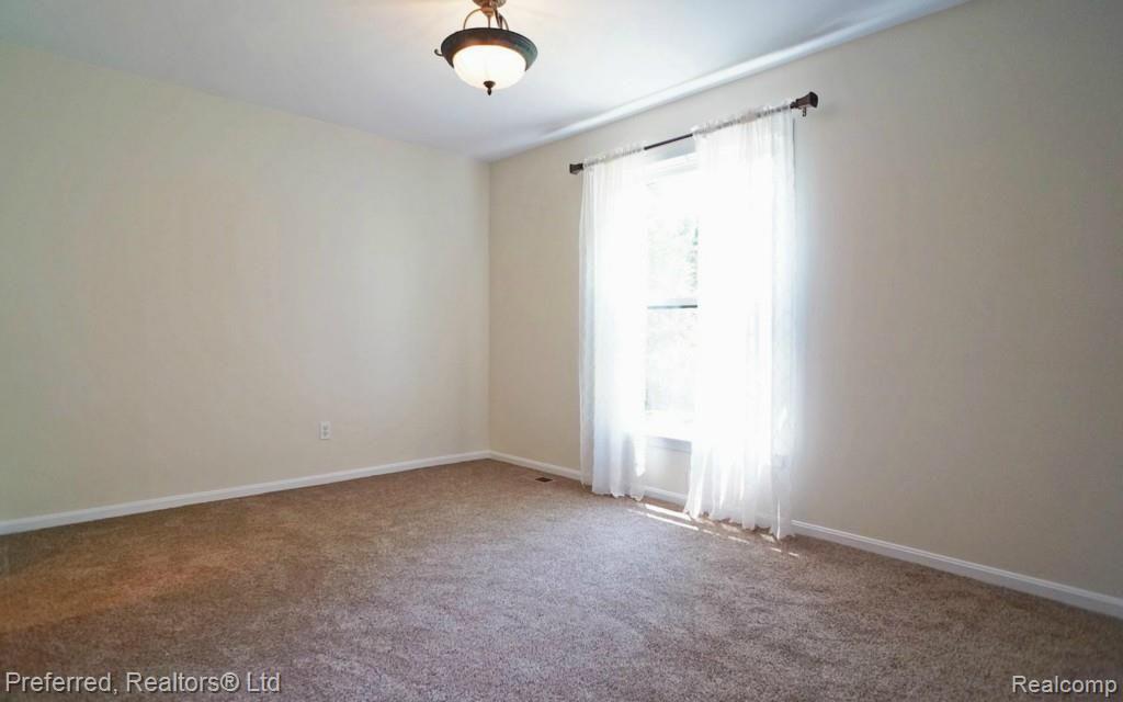 45091 Rudgate Road Canton, MI 48188 - Photo 9 of 23 Dining Room.jpg
