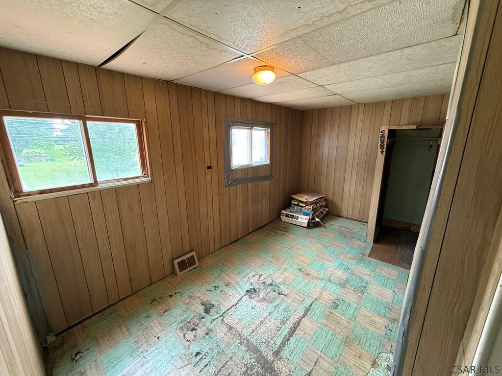 1847 Springhill Road Portage, PA 15946 - Photo 13 of 27