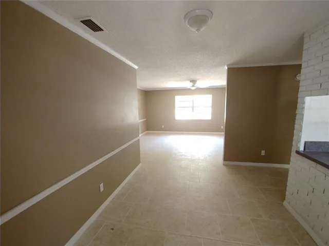 a view of empty room with window