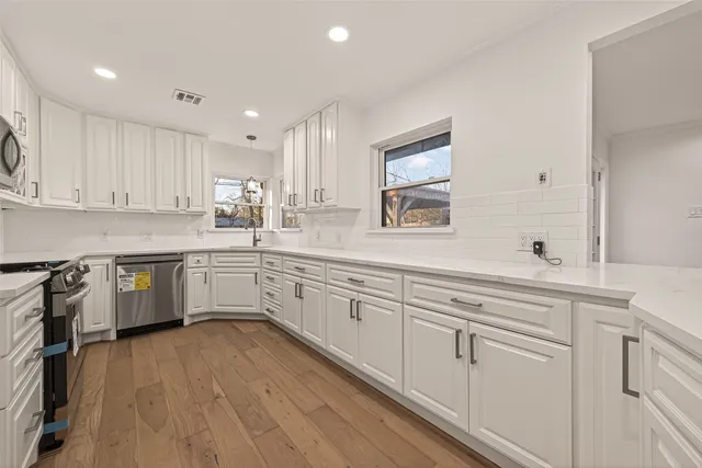 $405,000 | 4862 Creekbend Drive, Houston, TX 77035