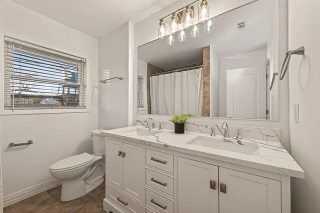 $405,000 | 4862 Creekbend Drive, Houston, TX 77035