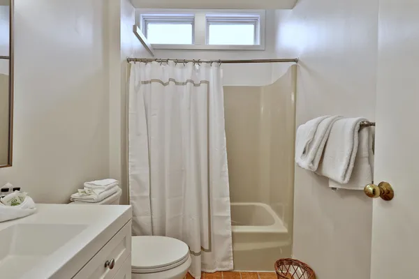 $440,000 | 106 Fox Holw Villiage, Unit C4, Mendon, VT 05751