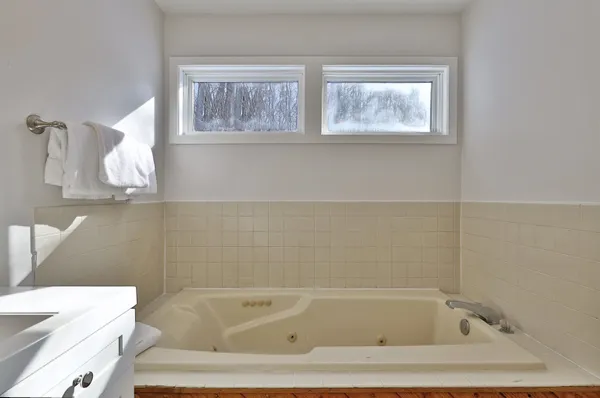 $440,000 | 106 Fox Holw Villiage, Unit C4, Mendon, VT 05751