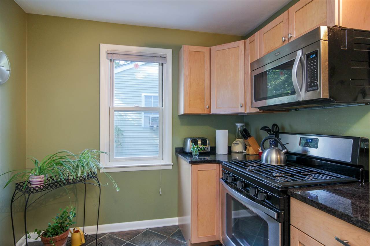59 Staniford Road Burlington, VT 05408 - Photo 7 of 17 Gallery Image 7
