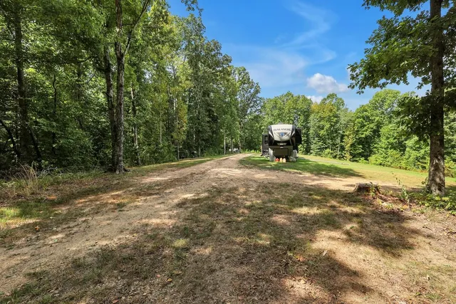 $499,000 | 208 Kro Hollow Road, Hohenwald, TN 38462